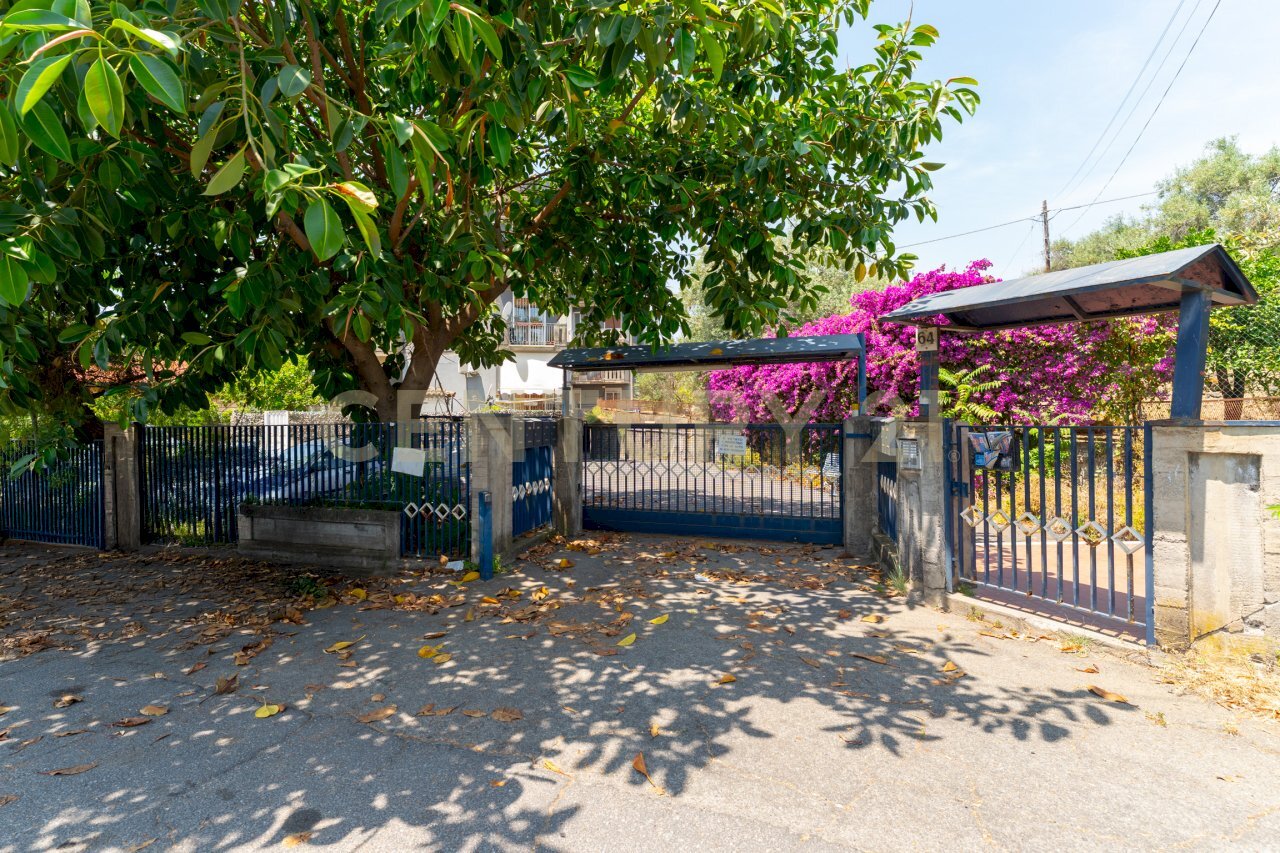 Via Madonna delle Lacrime 64 (1).jpg - Loft Via Madonna delle Lacrime 64, San Giovanni la Punta - photo 2