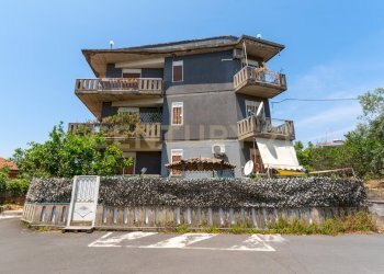 Via Madonna delle Lacrime 64 (4).jpg - Loft Via Madonna delle Lacrime 64, San Giovanni la Punta - foto 4