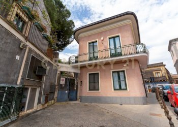 Via Chiesa Madre 3 (3).jpg - Rustico Via Chiesa Madre 3, Catania - foto 4