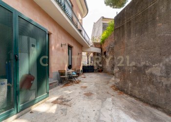 Via Chiesa Madre 3 (4).jpg - Rustico Via Chiesa Madre 3, Catania - foto 10