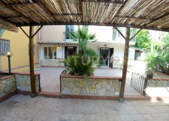 area dei 4 appartamenti (6).jpg - Villa Via Livorno 97, Aci Castello - foto 11