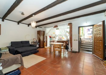 Via Brenta 21 (8).jpg - Villa a Schiera Via Brenta 21, San Gregorio di Catania - foto 9