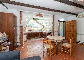 Via Brenta 21 (10).jpg - Villa a Schiera Via Brenta 21, San Gregorio di Catania - foto 11