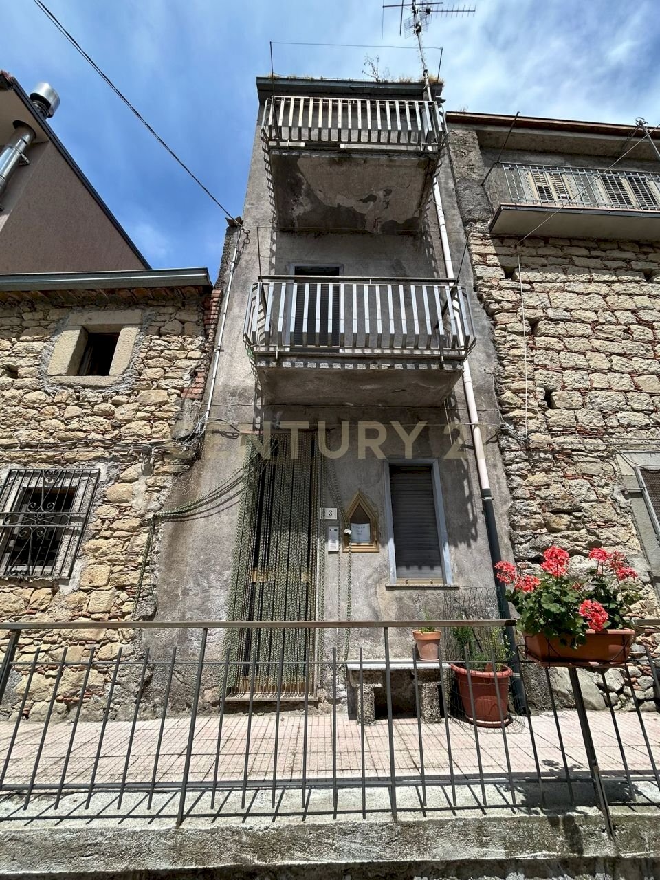 WhatsApp Image 2025-06-22 at 16.35.03.jpeg - Independent house Via Roma, Floresta - photo 1