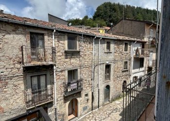 WhatsApp Image 2025-06-22 at 16.34.55 (2).jpeg - Casa indipendente Via Roma, Floresta - foto 5