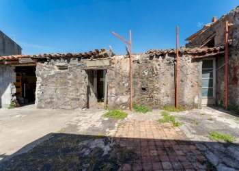 Via San Martino 10 (6).jpg - Villa Via San Martino 10, Camporotondo Etneo - foto 7