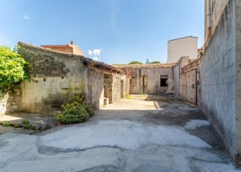 Via San Martino 10 (18).jpg - Villa Via San Martino 10, Camporotondo Etneo - foto 18