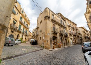 Via Luigi Sturzo Caltagirone (1).jpg - Quadrilocale VIA LUIGI STURZO 129, Caltagirone - foto 3