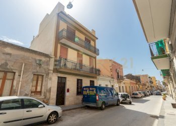 SECONDO PIANO (1).jpg - Appartamento Via Epicarmo 196, Augusta - foto 2