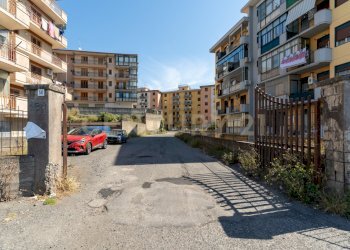 Via Riccardo Wagner 50 Acireale (1).jpg - Quadrilocale Via Riccardo Wagner 50, Acireale - foto 2