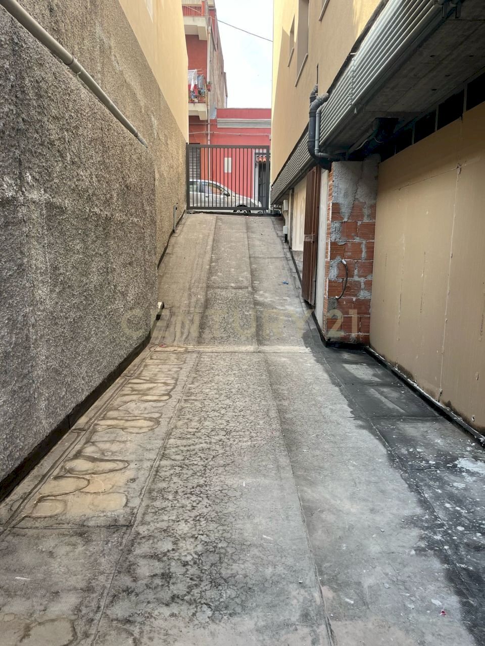 WhatsApp Image 2025-04-28 at 17.24.10 (2).jpeg - Commercial Premises Viale Mario Rapisardi 118, Catania - photo 3