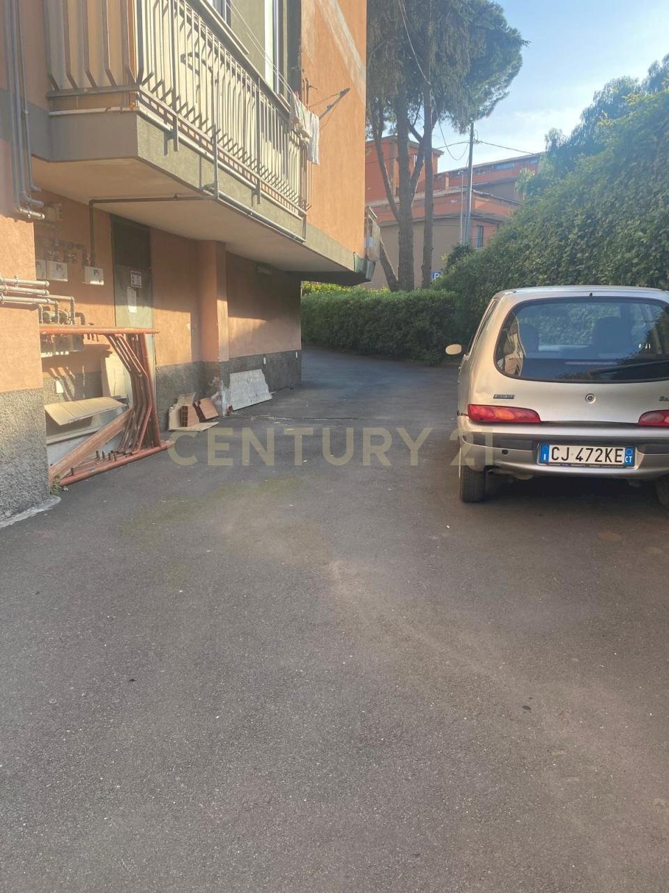 WhatsApp Image 2025-04-17 at 11.48.38 (6).jpeg - Box Via Balatelle 11, San Giovanni la Punta - photo 3