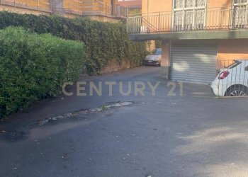 WhatsApp Image 2025-04-17 at 11.48.38 (8).jpeg - Box Via Balatelle 11, San Giovanni la Punta - foto 2