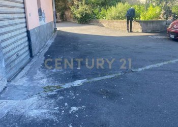 WhatsApp Image 2025-04-17 at 11.48.38 (2).jpeg - Box Via Balatelle 11, San Giovanni la Punta - foto 7