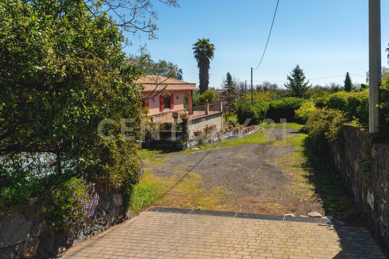 Via Petrone 47 Viagrande (2).jpg - Villa Via Alcaloro Petrone 47, Viagrande - foto 2