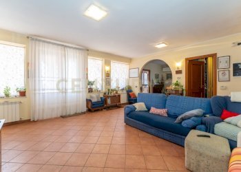 Via Petrone 47 Viagrande (23).jpg - Villa Via Alcaloro Petrone 47, Viagrande - foto 13