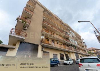 Via Caduti del Lavoro 2  (4).jpg - Trilocale Via Caduti del Lavoro 2, Gravina di Catania - foto 4