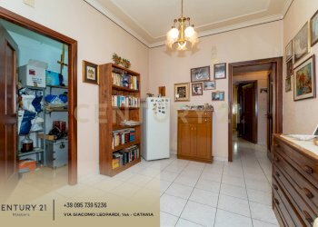 Via Caduti del Lavoro 2  (15).jpg - Trilocale Via Caduti del Lavoro 2, Gravina di Catania - foto 15