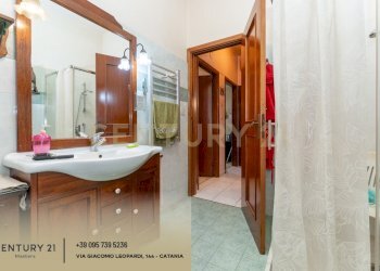 Via Caduti del Lavoro 2  (20).jpg - Trilocale Via Caduti del Lavoro 2, Gravina di Catania - foto 20