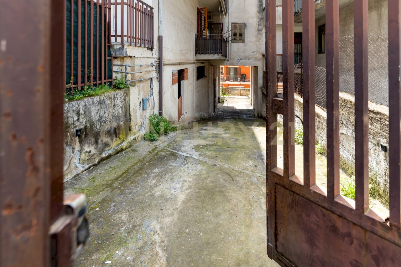 Deposito + garages (2).jpg - Box Via Antonio de Curtis 27, Misterbianco - foto 3