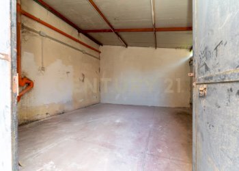 Deposito + garages (23).jpg - Box Via Antonio de Curtis 27, Misterbianco - foto 7