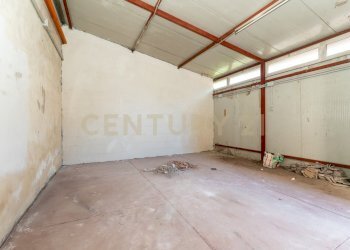 Deposito + garages (25).jpg - Box Via Antonio de Curtis 27, Misterbianco - foto 8