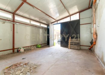 Deposito + garages (28).jpg - Box Via Antonio de Curtis 27, Misterbianco - foto 11