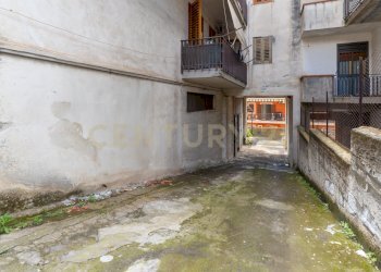 Deposito + garages (3).jpg - Magazzino Via Antonio de Curtis 27, Misterbianco - foto 3