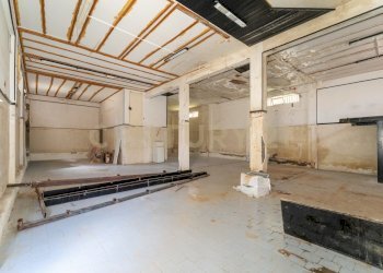 Deposito + garages (7).jpg - Magazzino Via Antonio de Curtis 27, Misterbianco - foto 7