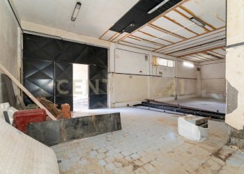 Deposito + garages (13).jpg - Magazzino Via Antonio de Curtis 27, Misterbianco - foto 13