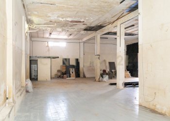 Deposito + garages (14).jpg - Magazzino Via Antonio de Curtis 27, Misterbianco - foto 14