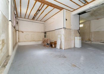 Deposito + garages (15).jpg - Magazzino Via Antonio de Curtis 27, Misterbianco - foto 15