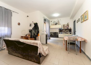 Via Garibaldi 224 (13).jpg - Quadrilocale Via Garibaldi 224, Calatabiano - foto 5