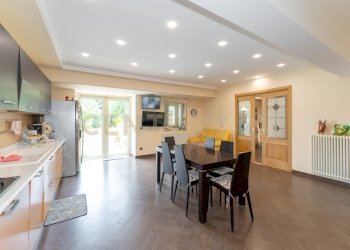 Via G.Pezzana 11 (24).jpg - Villa Via G. Pezzana 11, Aci Castello - foto 17