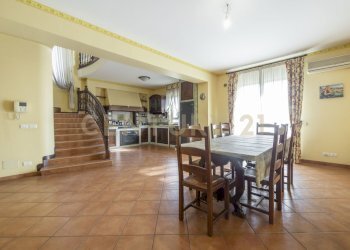 IMG_4826.jpg - Villa Via San Nullo 5, Catania - foto 23