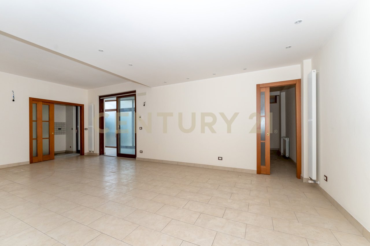 Via Enrico Ferri 15 CT (12).jpg - Quadrilocale Via Enrico Ferri 15, Catania - foto 2