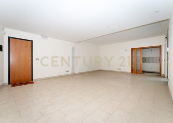 Via Enrico Ferri 15 CT (9).jpg - Quadrilocale Via Enrico Ferri 15, Catania - foto 12