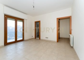 Via Enrico Ferri 15 CT (29).jpg - Quadrilocale Via Enrico Ferri 15, Catania - foto 30