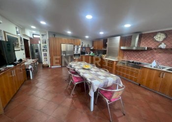 WhatsApp Image 2025-03-06 at 14.15.55 (1).jpeg - Casa indipendente Via Maccarello 43, Catania - foto 17