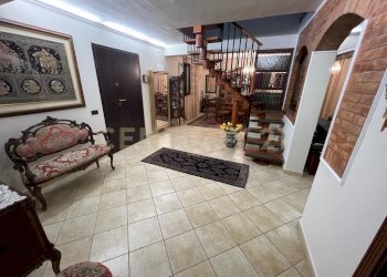 WhatsApp Image 2025-03-06 at 14.15.58 (2).jpeg - Casa indipendente Via Maccarello 43, Catania - foto 25