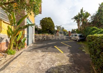 Via Convento del Carmine 6 (4).jpg - Magazzino Via Convento del Carmine 6, Tremestieri Etneo - foto 3