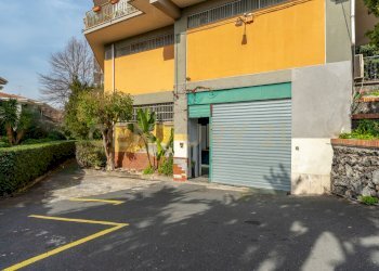 Via Convento del Carmine 6 (5).jpg - Magazzino Via Convento del Carmine 6, Tremestieri Etneo - foto 4