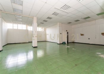 Via Convento del Carmine 6 (20).jpg - Magazzino Via Convento del Carmine 6, Tremestieri Etneo - foto 17