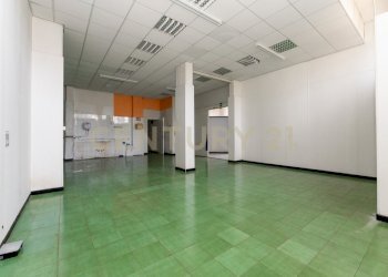 Via Convento del Carmine 6 (21).jpg - Magazzino Via Convento del Carmine 6, Tremestieri Etneo - foto 18