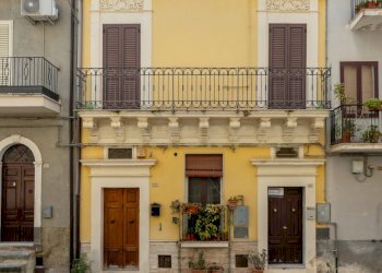 Via Cafici 28 Vizzini (2).jpg - Terratetto - Terracielo Via Cafici 28, Vizzini - foto 1