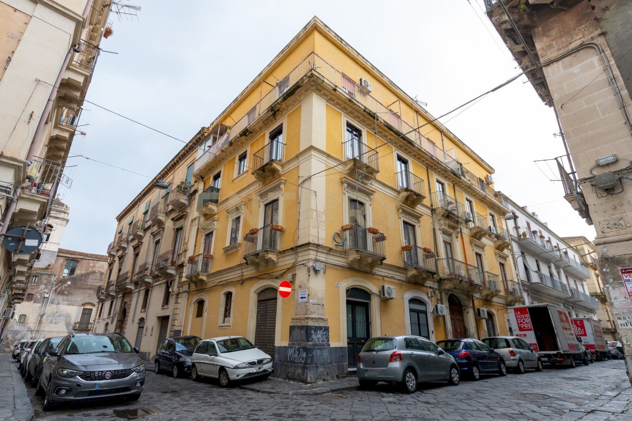 Via SS.Trinita 71 CT (1).jpg - Quadrilocale Via Santissima Trinità 71, Catania - foto 1
