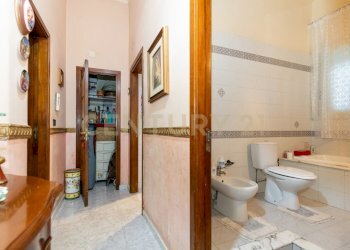 Via SS.Trinita 71 CT (30).jpg - Quadrilocale Via Santissima Trinità 71, Catania - foto 30