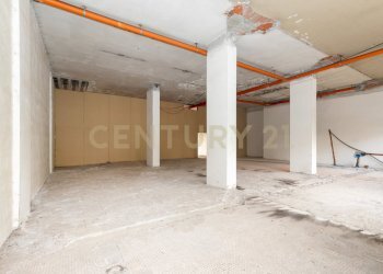 Botteghe e garage gravina (8).jpg - Supermarket - Minimarket Via Giuseppe Mazzini 35, Gravina di Catania - photo 8