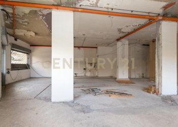 Botteghe e garage gravina (18).jpg - Supermarket - Minimarket Via Giuseppe Mazzini 35, Gravina di Catania - photo 18