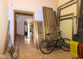 Via IV Novembre 17 Adrano (21).jpg - Commercial Premises Via IV Novembre 13, Adrano - photo 21